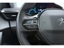 Peugeot e-2008 EV Allure Pack 50 kWh | Apple carplay/Android auto | Automatische airco | Cruise control | Lichtmetalen velgen 17'' | Parkeersensoren |