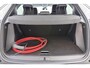 Peugeot e-2008 EV Allure Pack 50 kWh | Apple carplay/Android auto | Automatische airco | Cruise control | Lichtmetalen velgen 17'' | Parkeersensoren |
