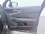Kia Sportage 1.6 T-GDi Hybrid DynamicLine - €5000 Voorraad voordeel!- Stoel-/Stuurverwarming - Apple Carplay/Android Auto - Adaptieve Cruise Control - Fabrieksgarantie t/m 2033