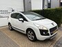 Peugeot 3008 1.6 VTi Style Panoramadak, Trekhaak, Navigatie