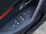 Peugeot e-2008 EV Active 50 kWh 136pk | Navigatie | Donder getint glas | PDC A | Achteruitrij Camera |