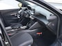 Peugeot e-2008 EV Active 50 kWh 136pk | Navigatie | Donder getint glas | PDC A | Achteruitrij Camera |