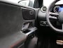 Mercedes-Benz B-klasse 250 e Business Solution AMG AMG Line | Panoramadak | Parkeerpakket met achteruitrijcamera | Sfeerverlichting | EASY PACK achterklep | MultiBeam Ledkoplampen. Inclusief 24 maanden MB Certified garantie voor Europa.