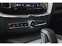Volvo XC60 T6 Hybride AWD Plus Dark LONG RANGE | Panoramadak | Camera | Trekhaak | Pilot-Assist | Memory stoelen |