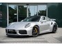 Porsche 911 3.6 Turbo S 4p. l Burmester sound systeem l Elektrisch bedienbaar glazen schuifdak l Adaptieve cruise control l Liftsysteem l
