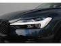 Volvo XC60 T6 350PK Plug-in hybrid AWD Plus Dark | Adaptive Cruise & Pilot Assist | Panoramisch Schuif-/Kanteldak | 360 Camera | Head-Up Display | Stoelverwarming voor & achter | Stuurverwarming | Semi Elektr. Trekhaak | Elektr. Achterklep | Premium Harman/Kardon Audio |