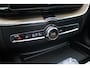 Volvo XC60 T6 350PK Plug-in hybrid AWD Plus Dark | Adaptive Cruise & Pilot Assist | Panoramisch Schuif-/Kanteldak | 360 Camera | Head-Up Display | Stoelverwarming voor & achter | Stuurverwarming | Semi Elektr. Trekhaak | Elektr. Achterklep | Premium Harman/Kardon Audio |