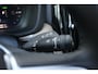 Volvo XC60 T6 350PK Plug-in hybrid AWD Plus Dark | Adaptive Cruise & Pilot Assist | Panoramisch Schuif-/Kanteldak | 360 Camera | Head-Up Display | Stoelverwarming voor & achter | Stuurverwarming | Semi Elektr. Trekhaak | Elektr. Achterklep | Premium Harman/Kardon Audio |