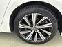 Toyota Corolla Touring Sports 1.8 Hybrid Business Plus | Parkeersensoren V+A | Stoelverwarming | Onderweg-naar-dealer