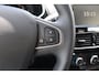 Renault Clio Estate 0.9 TCe Limited Nederlandse auto/Navigatie/Parkeersensoren/Cruise control/Keyless/Bluetooth/Airco/Bass reflex audio/Elektrische ramen/Elektrisch verstelbare spiegels/16'' Lichtmetalen velgen.