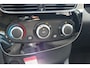 Renault Clio Estate 0.9 TCe Limited Nederlandse auto/Navigatie/Parkeersensoren/Cruise control/Keyless/Bluetooth/Airco/Bass reflex audio/Elektrische ramen/Elektrisch verstelbare spiegels/16'' Lichtmetalen velgen.
