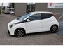 Toyota Aygo 1.0 VVT-i x-joy automaat! Apple carplay/Achteruitrijcamera/Climate control/DAB Radio/Licht metalen velgen