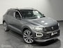 Volkswagen T-Roc 1.5 TSI DSG R-LINE | AD. CRUISE | APPCNNCT
