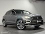 Volkswagen T-Roc 1.5 TSI DSG R-LINE | AD. CRUISE | APPCNNCT