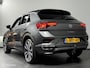 Volkswagen T-Roc 1.5 TSI DSG R-LINE | AD. CRUISE | APPCNNCT