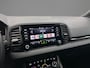 Skoda Karoq Sportline Business 1.5 TSI 150pk DSG Automaat Trekhaak, Adaptive cruise control, Achteruitrijcamera, Navigatie, LED matrix koplampen, Stoelverwarming
