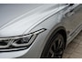 Volkswagen Tiguan 1.5 TSI R-Line Pano / Trekhaak / Camera