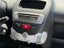 Toyota Aygo 1.0 VVT-i Comfort | 5 Deurs | Airco | APK 04-27 |