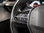 Peugeot 208 1.2 PureTech Sport 101Pk (APPLE CARPLAY, NAVIGATIE, CRUISE, PARKEERSENSOREN, SPORTSTOELEN, LM VELGEN, LANE ASSIST, NIEUWE APK, NIEUWSTAAT)