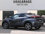 Toyota C-HR / C-HR+ 2.0 Hybrid 200 Executive | JBL | Memory | Leder-/Alcantara | Sfeerverlichting | Apple-/Android Carplay | Elektrische achterklep | Achteruitrijcamera | ACC | Dodehoek detectie | Draadloos telefoonlader