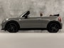 MINI Cooper Cabrio 1.5 Chili Sport (GROOT NAVI, DEALER ONDERHOUDEN, DIAMOND STITCHING, LEDER, STOELVERWARMING, SPORTSTOELEN, JACK UNION ACHTERLICHTEN, PARKEERSENSOREN, NIEUWSTAAT)