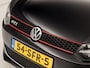 Volkswagen Polo 1.2 TSI Sport Automaat (NAVIGATIE, CLIMATE, STOELVERWARMING, GETINT GLAS, SPORTSTOELEN, PARKEERSENSOREN, CRUISE, NIEUWSTAAT)