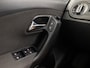 Volkswagen Polo 1.2 TSI Sport Automaat (NAVIGATIE, CLIMATE, STOELVERWARMING, GETINT GLAS, SPORTSTOELEN, PARKEERSENSOREN, CRUISE, NIEUWSTAAT)