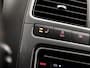 Volkswagen Polo 1.2 TSI Sport Automaat (NAVIGATIE, CLIMATE, STOELVERWARMING, GETINT GLAS, SPORTSTOELEN, PARKEERSENSOREN, CRUISE, NIEUWSTAAT)