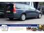 Volvo V70 2.4 140 pk Aut. Edition II, Volvo-dealer onderhouden, Trekhaak