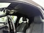 Peugeot 208 1.2 PureTech GT-Line | Panoramadak | Lederen bekleding | Stoelverwarming | Adaptieve Cruise Control | Camera | Trekhaak