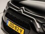 Citroën C3 1.2 PureTech Shine Automaat (APPLE CARPLAY, GROOT NAVI, CAMERA, LEDER, STOELVERWARMING, SPORTSTOELEN, GETINT GLAS, CRUISE, NIEUWSTAAT)