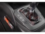Ford Focus Wagon 1.0 EcoBoost ST Line Business | Trekhaak | Apple Carplay/Android Auto | Parkeersensoren Voor/Achter | Lane Asist | | Apple Carplay/Android Auto|telefoonintegratie premium | Parkeersensor achter | Parkeersensor voor