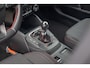 Ford Focus Wagon 1.0 EcoBoost ST Line Business | Trekhaak | Apple Carplay/Android Auto | Parkeersensoren Voor/Achter | Lane Asist | | Apple Carplay/Android Auto|telefoonintegratie premium | Parkeersensor achter | Parkeersensor voor