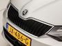 Skoda Fabia Combi 1.2 TSI JOY Sport (SCHERM, CLIMATE, STOELVERWARMING, SPORTSTOELEN, ALCANTARA, GETINT GLAS, PARKEERSENSOREN, TREKHAAK, CRUISE, NIEUWSTAAT)