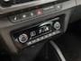 Skoda Fabia Combi 1.2 TSI JOY Sport (SCHERM, CLIMATE, STOELVERWARMING, SPORTSTOELEN, ALCANTARA, GETINT GLAS, PARKEERSENSOREN, TREKHAAK, CRUISE, NIEUWSTAAT)