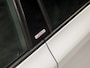 Skoda Fabia Combi 1.2 TSI JOY Sport (SCHERM, CLIMATE, STOELVERWARMING, SPORTSTOELEN, ALCANTARA, GETINT GLAS, PARKEERSENSOREN, TREKHAAK, CRUISE, NIEUWSTAAT)