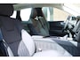 Volvo XC60 T6 Plug-in hybrid AWD Plus Dark | Trekhaak | All-Season banden | 360 Graden Camera | Panoramadak | Adaptieve Cruise Control | Apple Carplay/ Android Auto | Verwarmbare Voorstoelen | Parkeerverwarming