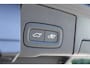Volvo XC60 T6 Plug-in hybrid AWD Plus Dark | Trekhaak | All-Season banden | 360 Graden Camera | Panoramadak | Adaptieve Cruise Control | Apple Carplay/ Android Auto | Verwarmbare Voorstoelen | Parkeerverwarming