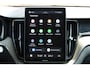 Volvo XC60 T6 Plug-in hybrid AWD Plus Dark | Trekhaak | All-Season banden | 360 Graden Camera | Panoramadak | Adaptieve Cruise Control | Apple Carplay/ Android Auto | Verwarmbare Voorstoelen | Parkeerverwarming