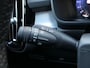 Volvo XC40 2.0 B3 Plus Black | Harman/Kardon | Memory | Stoel/stuurverwarming | Apple-/Android Carplay | 20 inch zwarte velgen | Draadloze telefoon oplader | Google | BLIS | ACC