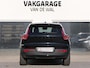 Volvo XC40 2.0 B3 Plus Black | Harman/Kardon | Memory | Stoel/stuurverwarming | Apple-/Android Carplay | 20 inch zwarte velgen | Draadloze telefoon oplader | Google | BLIS | ACC