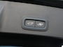 Volvo XC40 2.0 B3 Plus Black | Harman/Kardon | Memory | Stoel/stuurverwarming | Apple-/Android Carplay | 20 inch zwarte velgen | Draadloze telefoon oplader | Google | BLIS | ACC