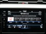 Volkswagen Arteon Shooting Brake R-Line 1.4 TSI eHybrid 218 PK | LED Matrix IQ | Panoramadak | Trekhaak | Dynamic Chassis | Stoelverwarming Voor & Achter | Achteruitrijcamera |