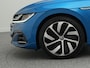 Volkswagen Arteon Shooting Brake R-Line 1.4 TSI eHybrid 218 PK | LED Matrix IQ | Panoramadak | Trekhaak | Dynamic Chassis | Stoelverwarming Voor & Achter | Achteruitrijcamera |