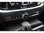 Volvo V60 T8 455PK Recharge AWD R-Design Long Range | Adaptive Cruise & Pilot Assist | Premium Harman/Kardon Audio | Power Seats incl. Memory | Stoel & Stuurverwarming | Achterbank Verwarming | Panoramisch Schuif-/Kanteldak