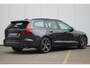 Volvo V60 T8 455PK Recharge AWD R-Design Long Range | Adaptive Cruise & Pilot Assist | Premium Harman/Kardon Audio | Power Seats incl. Memory | Stoel & Stuurverwarming | Achterbank Verwarming | Panoramisch Schuif-/Kanteldak