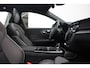 Volvo V60 T8 455PK Recharge AWD R-Design Long Range | Adaptive Cruise & Pilot Assist | Premium Harman/Kardon Audio | Power Seats incl. Memory | Stoel & Stuurverwarming | Achterbank Verwarming | Panoramisch Schuif-/Kanteldak