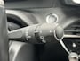 Peugeot e-2008 EV GT Pack 50 kWh Stoelverwarming | Panoramadak | Navigatie I SOH 92% | CarPlay | Dodehoekdetectie | Camera |