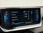 Peugeot e-2008 EV GT Pack 50 kWh Stoelverwarming | Panoramadak | Navigatie I SOH 92% | CarPlay | Dodehoekdetectie | Camera |