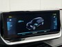 Peugeot e-2008 EV GT Pack 50 kWh Stoelverwarming | Panoramadak | Navigatie I SOH 92% | CarPlay | Dodehoekdetectie | Camera |